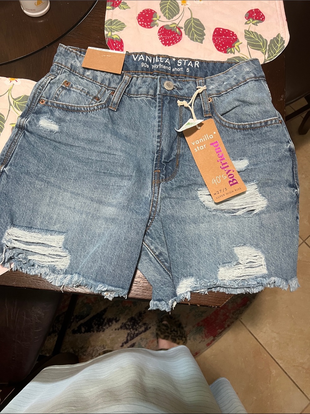 NWT Vanilla Star Light Blue Distressed Boyfriend Jean Shorts size 5